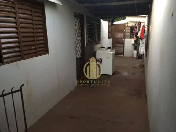 Imagem Casa com 4 dormitórios à venda, 250 m² por R$ 750.000,00 - Ipiranga - Ribeirão Preto/SP