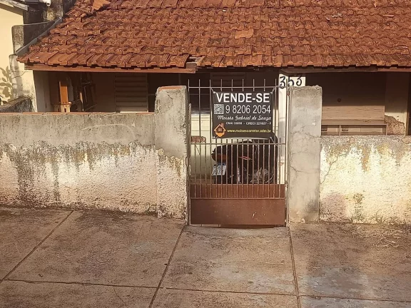 Imagem OTIMA CASA À VENDA NO CENTRO DE VALPARAISO SP