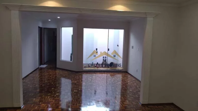Imagem Casa com 3 dormitórios à venda, 240 m² por R$ 850.000,00 - Chácara Junqueira - Tatuí/SP
