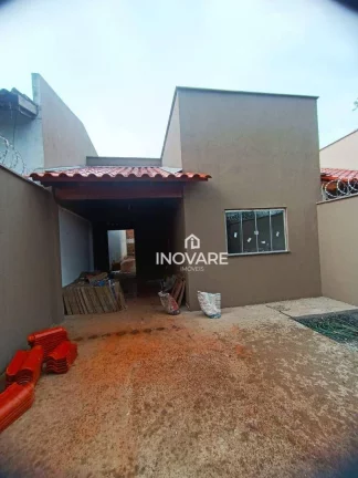 Imagem Casa com 2 dormitórios à venda, 88 m² por R$ 260.000,00 - Karfan - Itumbiara/GO