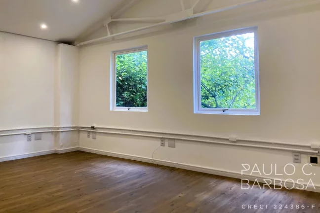 Imagem Vila Nova Conceição - 2 dormitórios - 331m² -