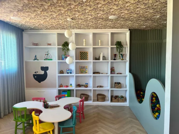 Imagem Apartamento vista mar com 3 suítes e 2 vagas de garagem em Balneário Perequê - SC