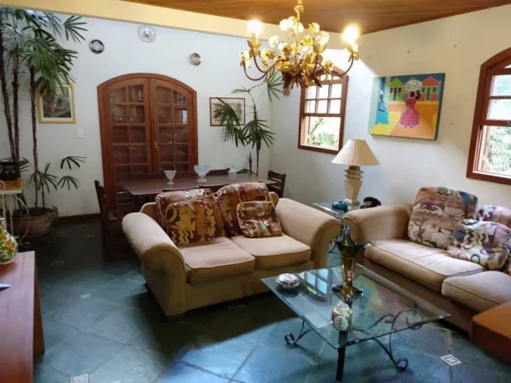 Imagem VENDO ESTA MARAVILHOSA CASA EM NOVA FRIBURGO. ESTRADA FRIBURGO/ TERESOPOLIS