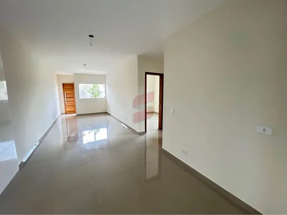 Imagem CASA com 2 dormitórios à venda com 190m² por R$ 485.000,00 no bairro Jardim Cláudia - PINHAIS / PR
