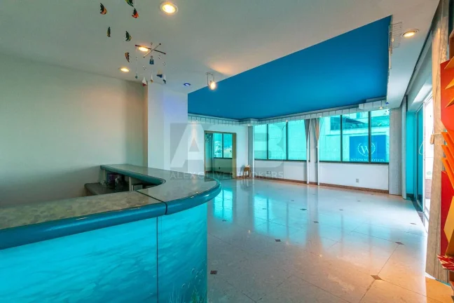 Imagem Cobertura à venda na Atlântica, 4quartos, 425m2, linear, 1vg, Copacabana.