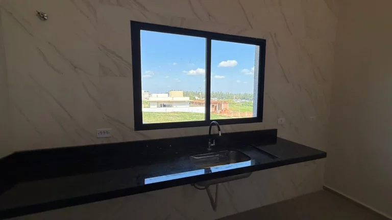 Imagem Linda casa a venda no condomínio Ninho Verde - Porangaba/SP.