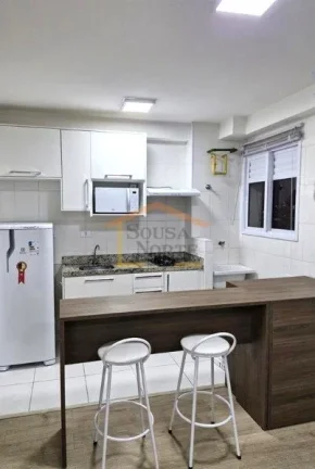 Imagem Apartamento estilo Studio, TOTALMENTE MOBILIADO, dormitório com armários planejados e cama de casa...