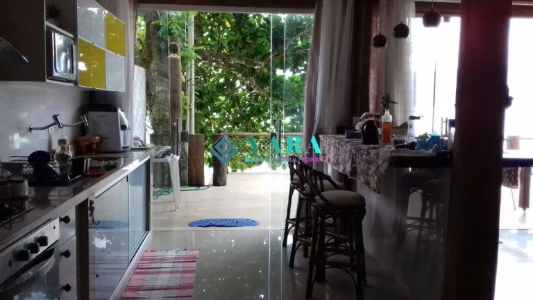 Imagem Ubatuba casa pé na areia -Almada