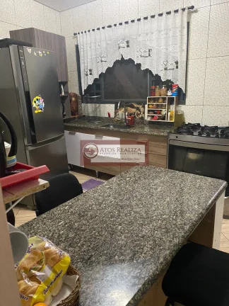 Imagem Vendo Sobrado com 3 casas para renda tatal de 3 Dormitórios sendo 1 suíte no Jardim Guanabara - São Paulo por R$ 340.000