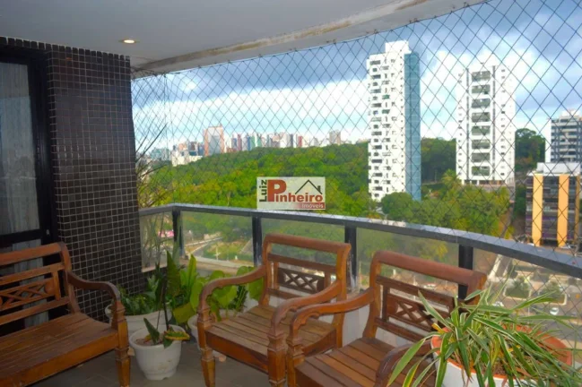 Imagem 4 Suites CIDADE JARDIM Apartamento com 210m2