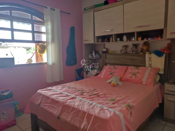 Imagem Excelente Casa Térrea com Área Gramada!