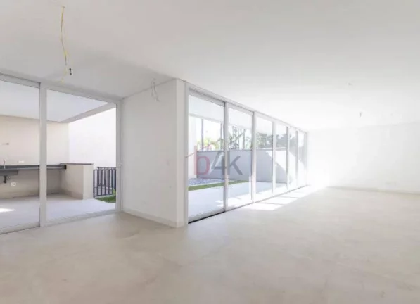 Imagem Casa à venda em Condomínio Fechado 4 suítes