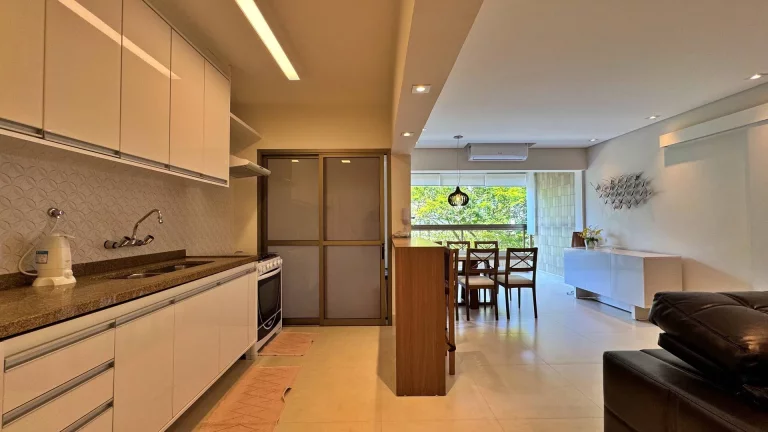 Imagem Apartamento com 3 dormitórios à venda, 96 m por R$ 2.400.000,00 - Riviera
