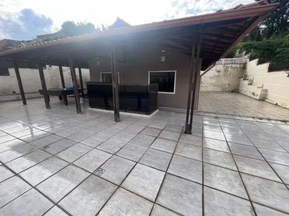 Imagem Casa à venda em Barbacena, Funcionários, com 5 quartos