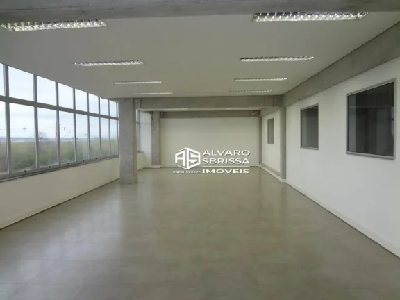 Imagem GALPÃO em concreto pré-moldado, em condomínio industrial na cidade de ITU SP 1129m2 área construída em terreno de 1500m2