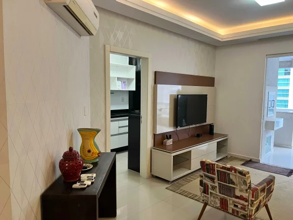 Imagem Apartamento com 3 suítes e 3 vagas de garagem na Meia Praia em Itapema