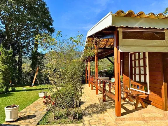 Imagem A Conveniência do Centro com a Alma da Montanha