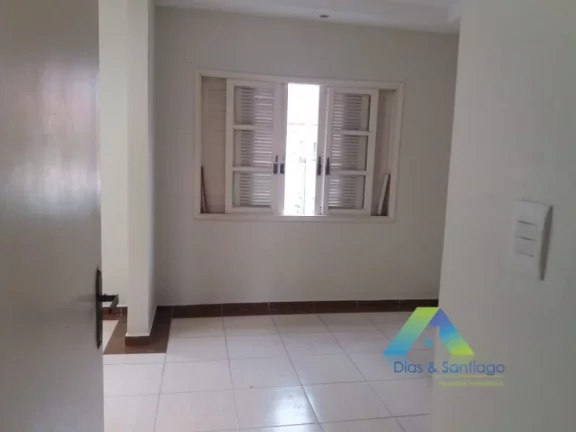 Imagem VILA MONTE ALEGRE Casa 320 metros, 3 dormitórios, mais 7 salas , a 10 minutos da estação do metro São Judas, ótima localização e valor !!!