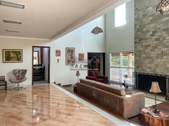 Casa Cond. Parque da Mantiqueira 4 Suítes – Santo Antônio do Pinhal