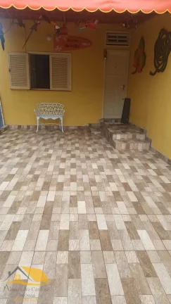 Imagem Vendo casa com 2 quartos no centro da Chácara do Paraíso