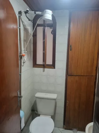 Imagem VENDO LINDO SOBRADO NO RESIDENCIAL INGAÍ COM 03 DORMITÓRIOS!