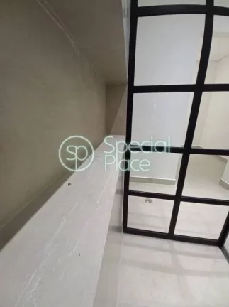 Imagem Casa totalmente reformada e redesenhada, em uma das melhores ruas da Vila Nova Conceição. Possui t...