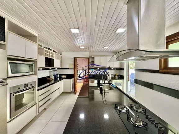 Imagem Casa com 3 dormitórios, 473 m² - venda por R$ 1.950.000,00 ou aluguel por R$ 13.625,00/mês - Algarve - Cotia/SP