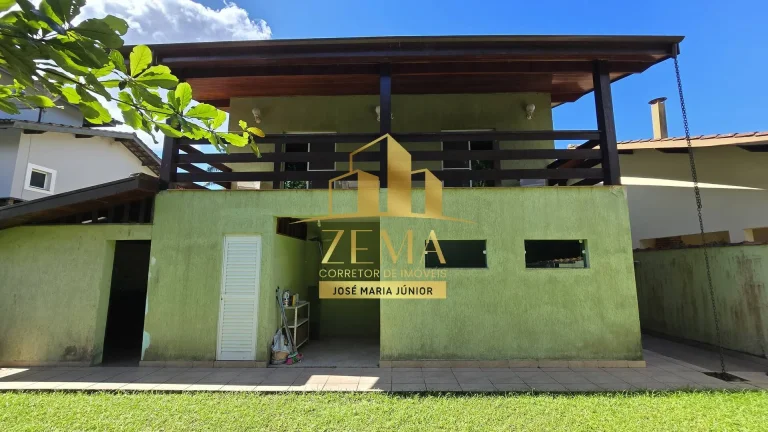 Imagem Sobrado em Condominio Clube. 04 dorms, 264 m2 em 448 m2. Segurança 24h