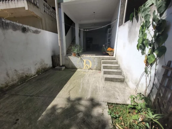 Imagem Sobrado - Jardim das Indústrias - 03 Dormitórios (01 Suíte) - 116m²