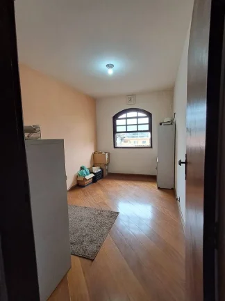Imagem Casa para Alugar com 110m², 2 dormitórios, sendo 1 suíte, 1 sala e 1 vaga!!!