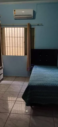 Imagem Casa com 3 dormitórios à venda, 114 m² por R$ 495.000 - Maracanã - Praia Grande/SP