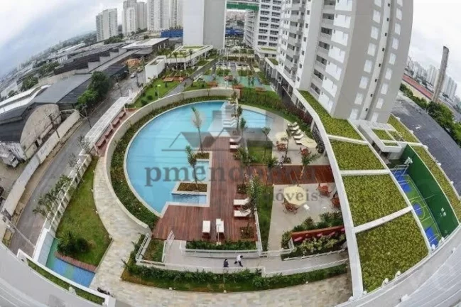 Imagem Apartamento em andar alto, com excelente vista, varanda envidraçada, living para 02 ambientes, 03 d...