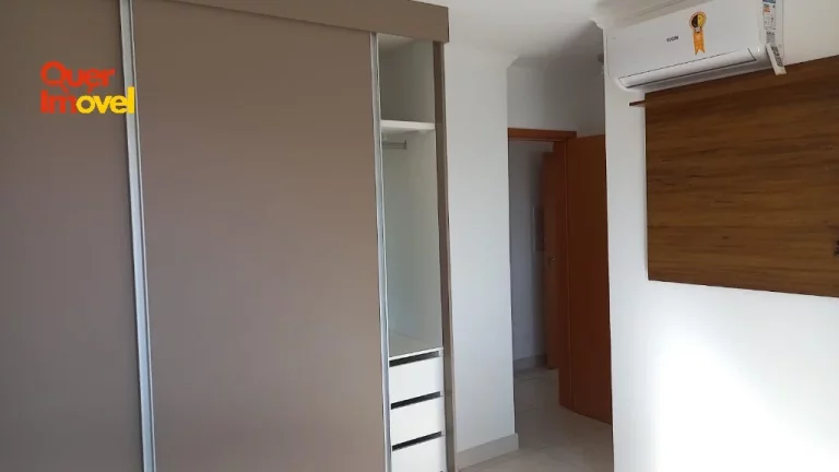 Imagem Apartamento à venda no Campos Elíseos, Edifício Sevilha: 3 quartos, 1 suíte, sala, 2 banheiros, 2 vagas - 93m². Quer Imóvel Negócios Imobiliários.