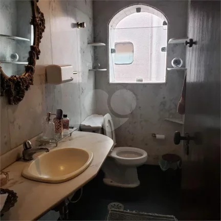 Imagem Casa à venda com 6 quartos, sendo 4 suítes, em Vila Sônia, São Paulo - SP