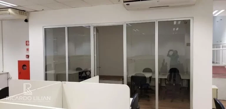 Imagem "Oportunidade Única: Prédio Comercial de Prestígio com 950m², Ideal para Empresas de Importação e Negócios Internacionais!"