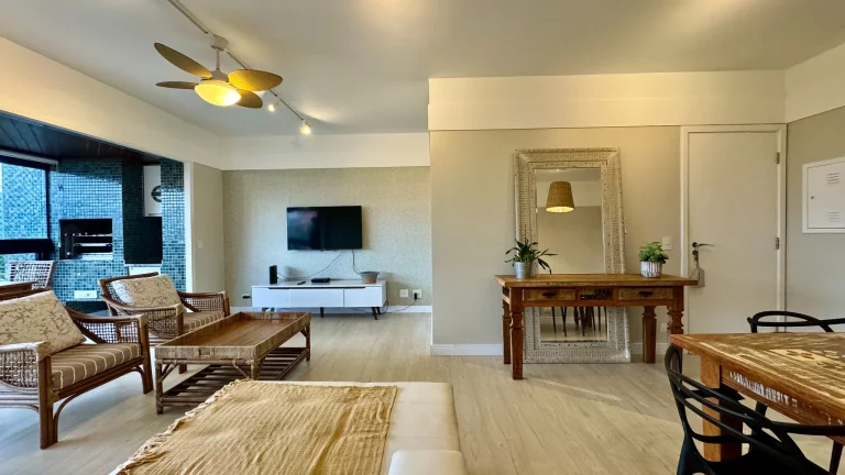 Imagem Imperdível: Apartamento à Venda em Riviera de São Lourenço Módulo 06 3 Quartos, 1 Suíte, 2 Salas, 2 Vagas de Garagem, 104m² Área.