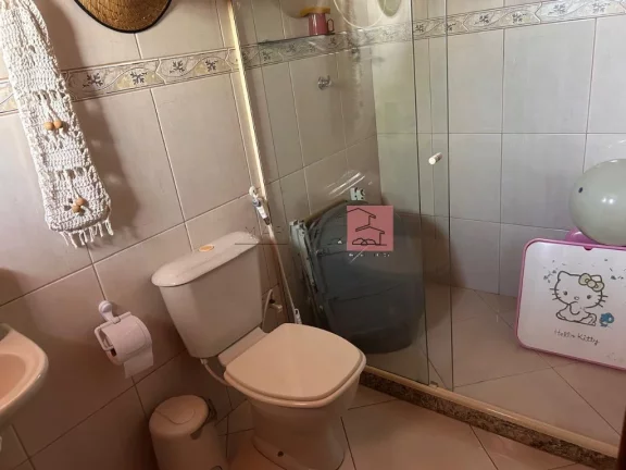 Imagem Casa ampla e conservada - 4 quartos/2 suítes.