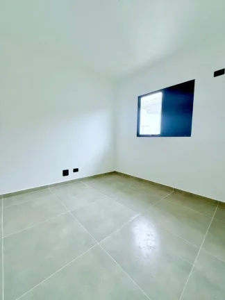 Imagem Casa para Venda em Itanhaém, Laranjeiras, 2 dormitórios, 2 suítes, 1 banheiro, 1 vaga