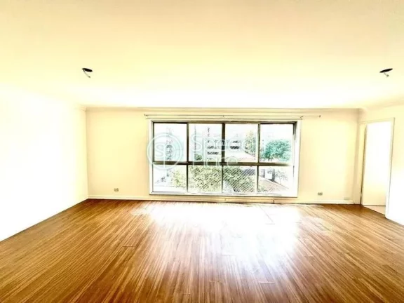 Imagem Ótimo apartamento com 137m² de área privativa, 3 dormitórios ( 1 suíte ) e 2 vagas na garagem. ...