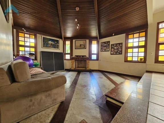 Imagem Casa para Venda em Atibaia, Vila Petropolis, 4 dormitórios, 2 suítes, 4 banheiros, 4 vagas