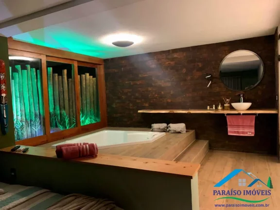 Imagem Casa Maravilhosa Estilo Oriental Rústico próximo Cachoeira do Simão