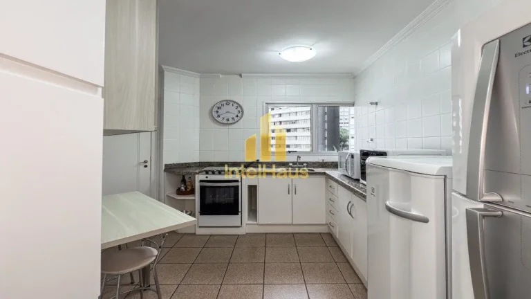 Imagem Apartamento Grande na Divisa do Água Verde com Batel. Um Sonho!! 

Sala Gigante para 2 Ambientes, M...
