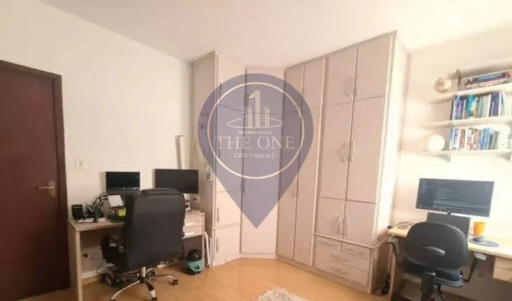 Imagem Imperdível: Casa à venda em São Paulo-SP, na Vila Leopoldina, com 2 quartos, 2 suítes, 2 salas, 3 banheiros e 2 vagas de garagem.