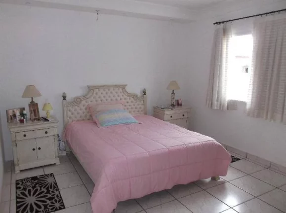 Imagem LINDO SOBRADO LADO PRAIA