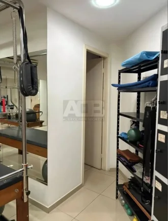 Imagem Sala Comercial à venda no Centro do rio, 50m2, na Cinelândia.