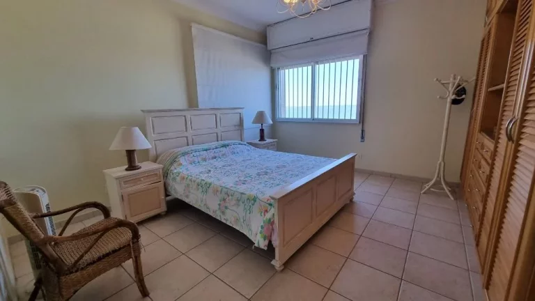 Imagem Apartamento com 3 dormitórios à venda, 190 m² - Pitangueiras - Guarujá/SP