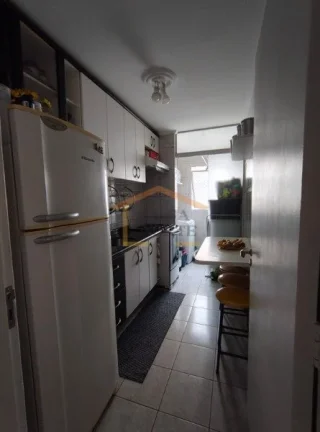 Imagem Apartamento com 2 dormitórios, 1 banheiro, 1 vaga de garagem e 58m² de área útil. Cozinha, área...