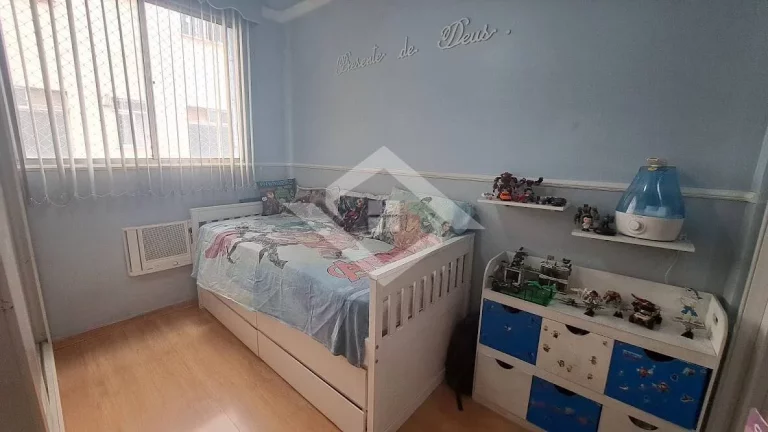 Imagem Apartamento- Varanda- 2 quartos- 51m²- Cascadura