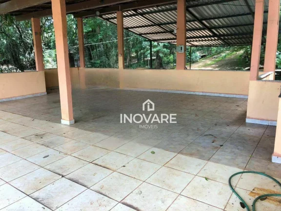 Imagem Rancho com 3 dormitórios à venda por R$ 380.000,00 - Setor Nossa Senhora da Saúde - Itumbiara/GO