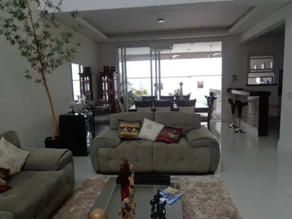 Imagem Casa à venda no Condomínio Reserva Real em Paulínia

Localização com fácil acesso pela Rodovia...